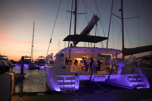 碼頭靜泊晚宴、派對(duì) 碼頭靜泊晚宴、派對(duì)