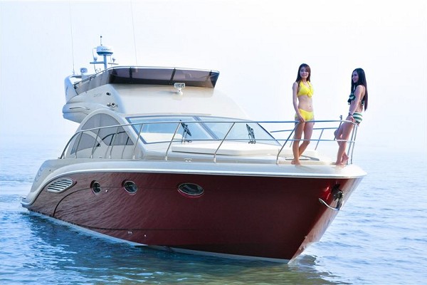 45英尺運(yùn)動(dòng)游艇 45英尺運(yùn)動(dòng)游艇