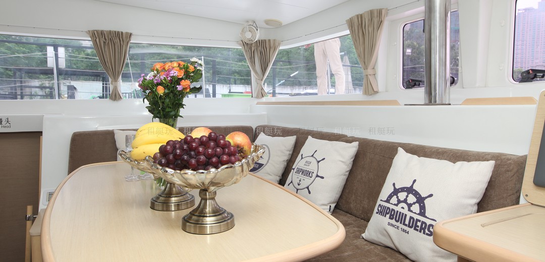 法國藍(lán)高 Lagoon400 法國藍(lán)高 Lagoon400