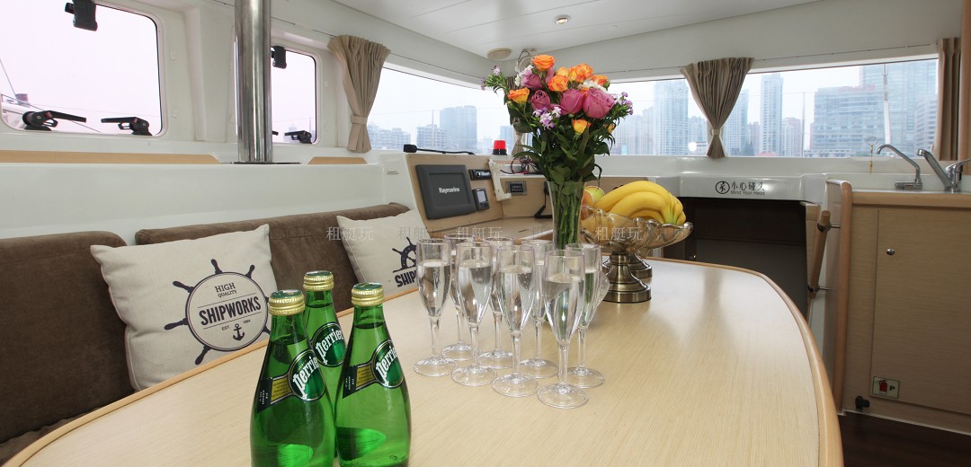 法國藍(lán)高 Lagoon400 法國藍(lán)高 Lagoon400