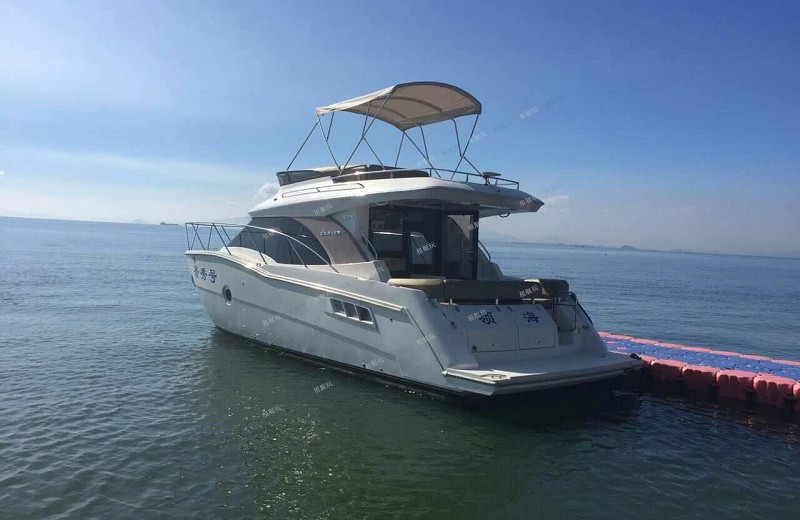 美國(guó)卡福游艇 美國(guó)卡福游艇